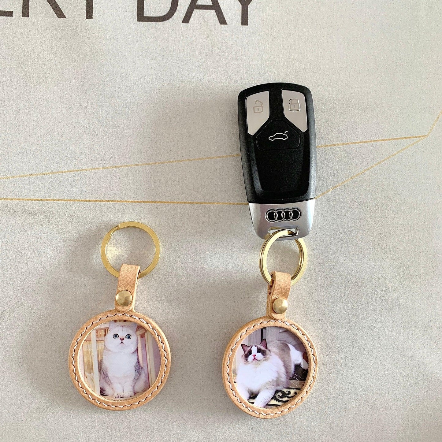 Personalised Photo Leather Keyring - Petomise NZ